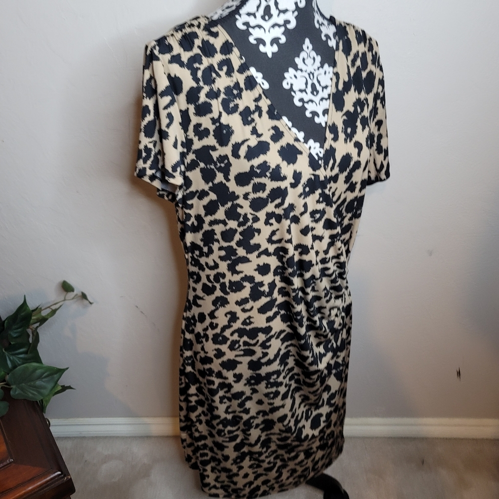 4 for$25💎AA Studio Leopard Wrap Dress Sz 16W - Picture 3 of 13